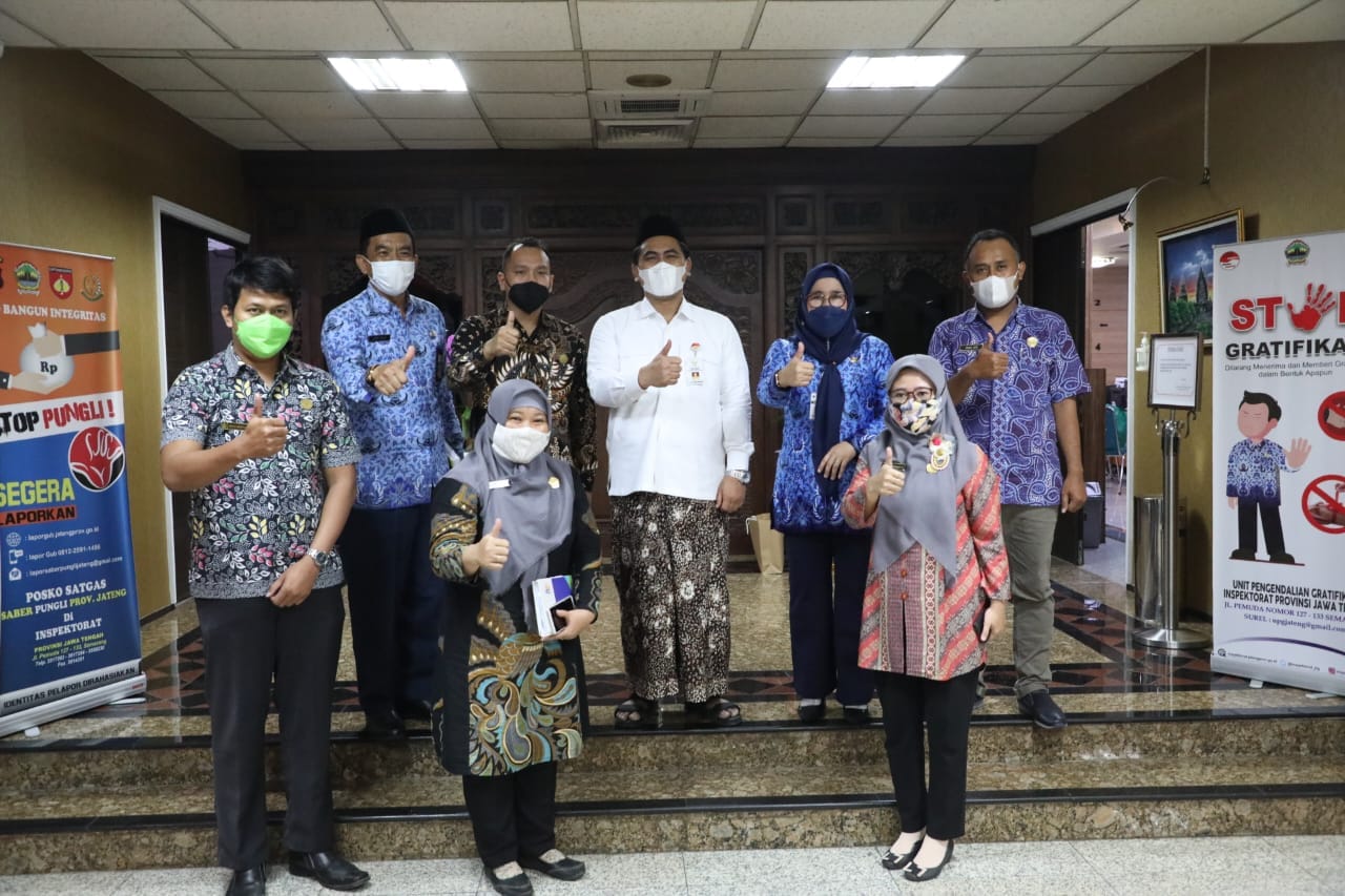 Pengusaha Muda Kreatif