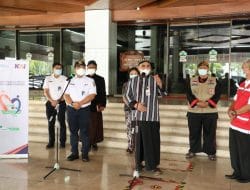 Dapat Bantuan Mobil Operasional Dari KAI, Taj Yasin Minta PMI Jateng Pakai Untuk Pantau Mudik