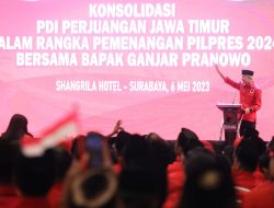Ganjar Bakar Semangat Ribuan Kader PDIP Jatim; Waktu Tinggal Sedikit, Mari Kita Panaskan