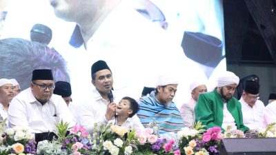 Bersholawat di Sarang Rembang, Habib Syekh Sampaikan Rasa Rindunya Pada Mbah Moen