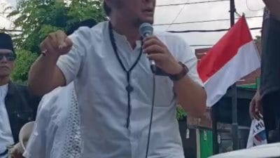 Ratusan Santri Alumni Lirboyo Geruduk KPID Jateng, Tuntut Sanksi Tegas dan Boikot Trans7